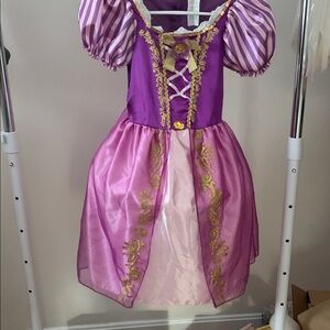 Disney Rapunzel Dress w/gloves